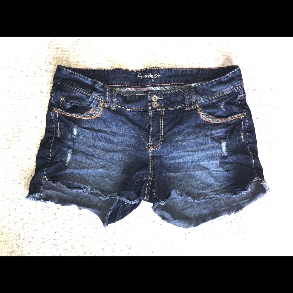 Amethyst denim shorts